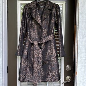 Ellen Tracy lightweight raincoat